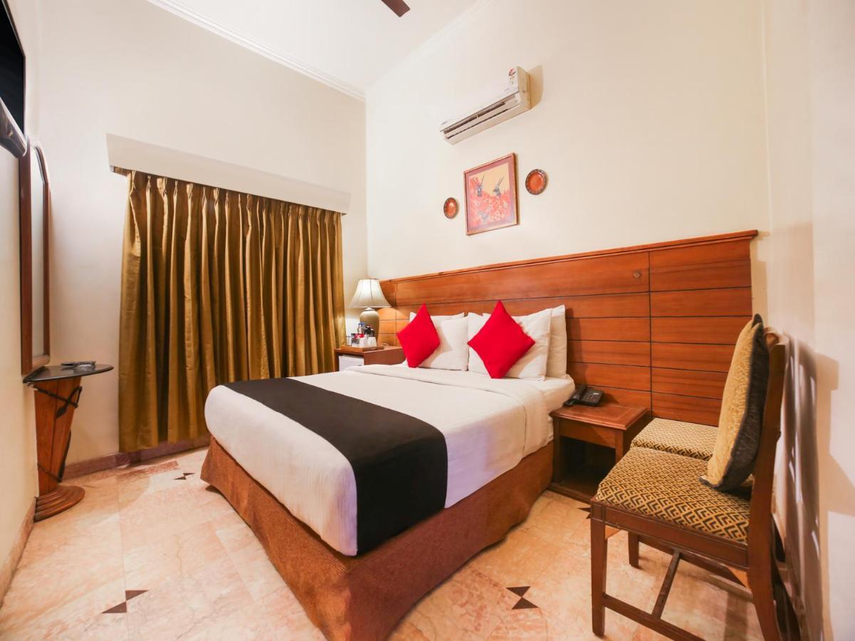 Capital O 10953 Dayal Lodge - A Boutique Hotel Agra  Εξωτερικό φωτογραφία