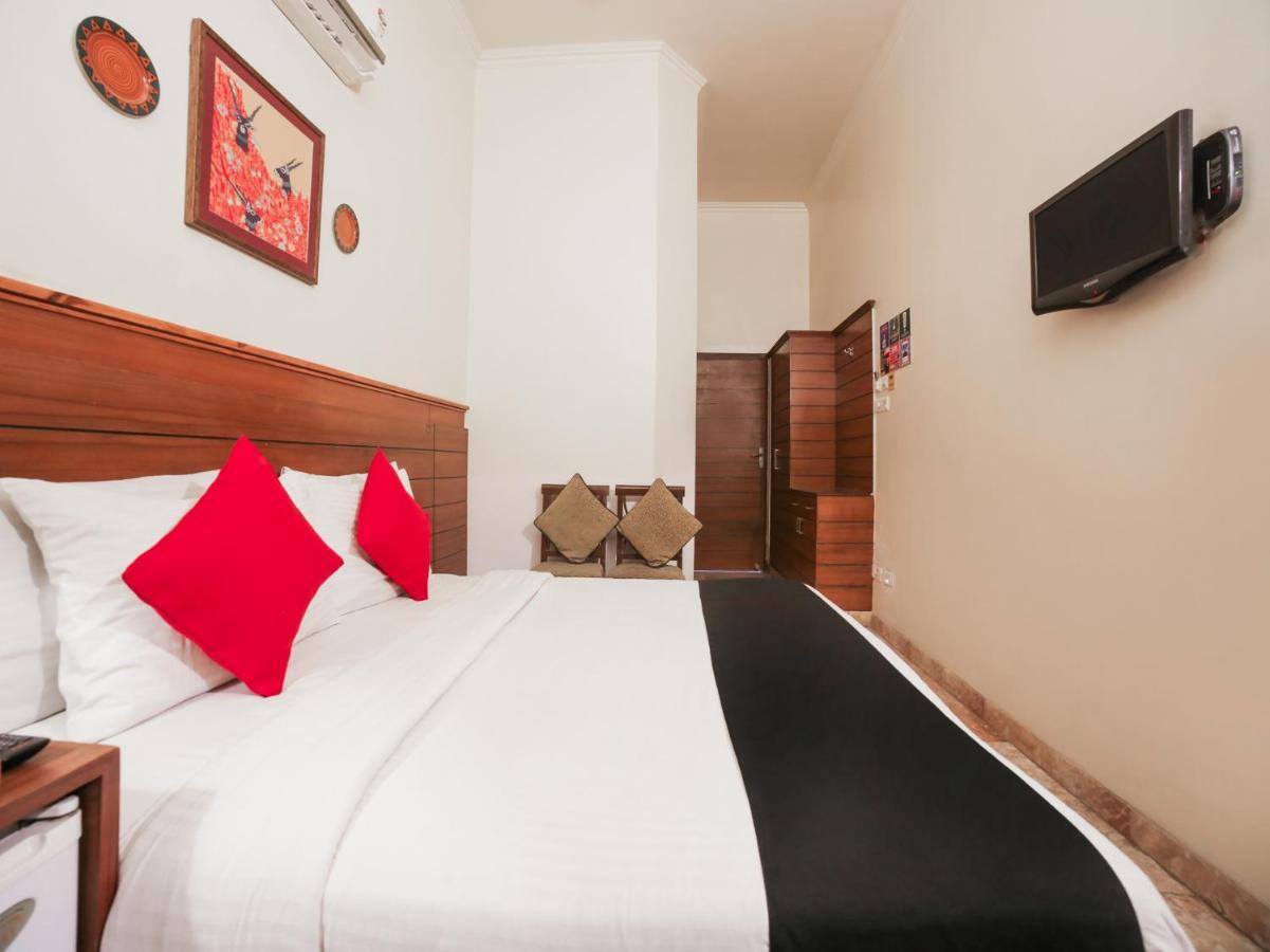 Capital O 10953 Dayal Lodge - A Boutique Hotel Agra  Εξωτερικό φωτογραφία