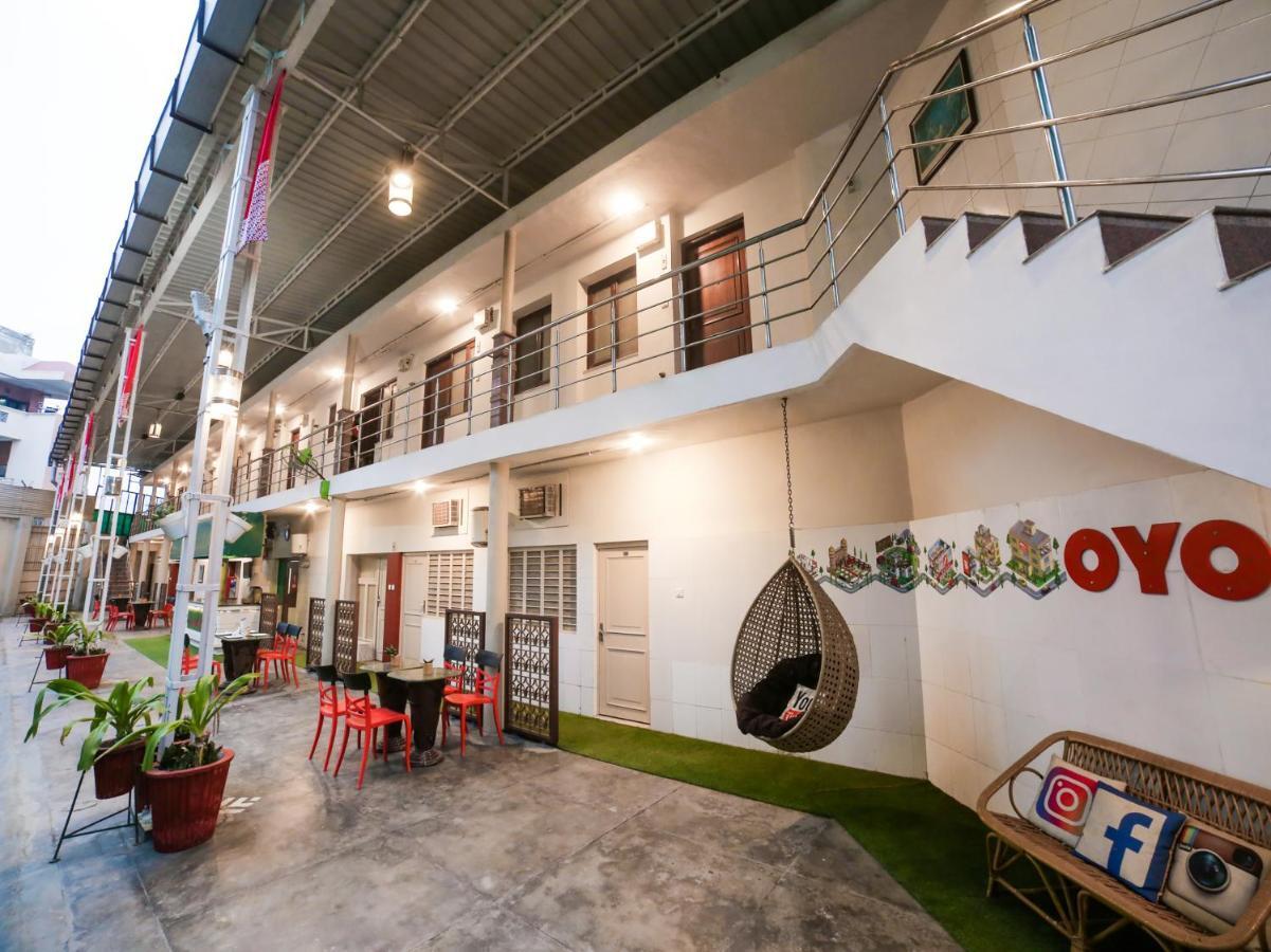 Capital O 10953 Dayal Lodge - A Boutique Hotel Agra  Εξωτερικό φωτογραφία