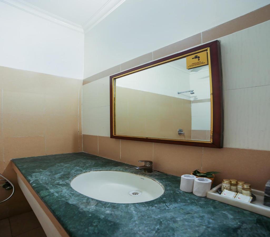 Capital O 10953 Dayal Lodge - A Boutique Hotel Agra  Εξωτερικό φωτογραφία